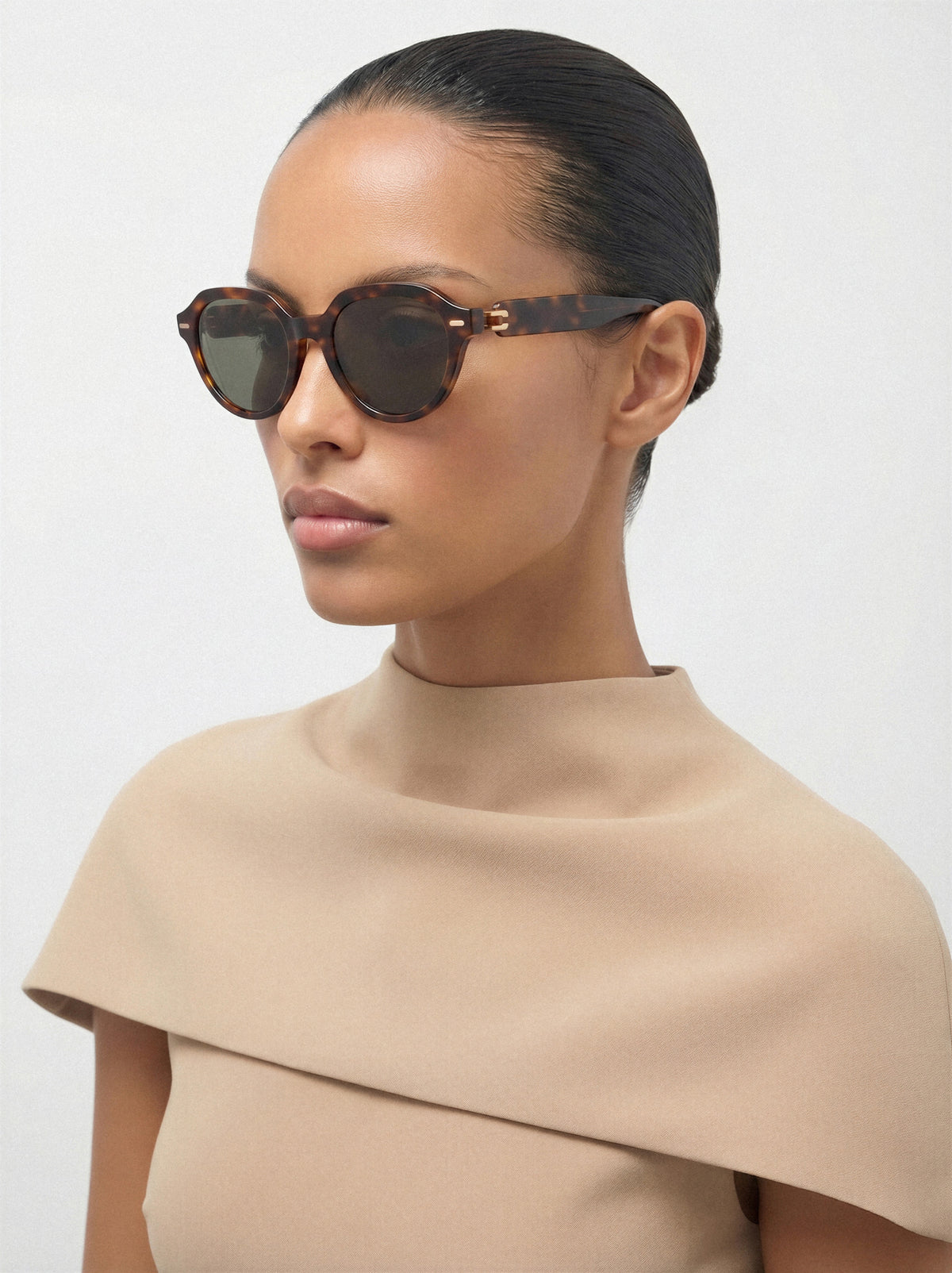 Runde Schildpatt-Sonnenbrille